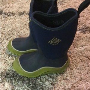 Boys Muck boots.